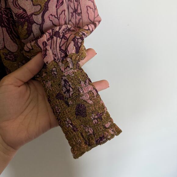 O.P.T One Pretty Time Womens Top L Smocked Peasant Praire Peasant Boho Cottage - Picture 6 of 8